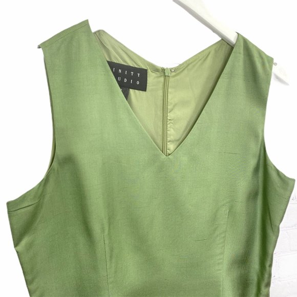 Finity Studio Silk Green Sleeveless Sheath Dress - Picture 2 of 7